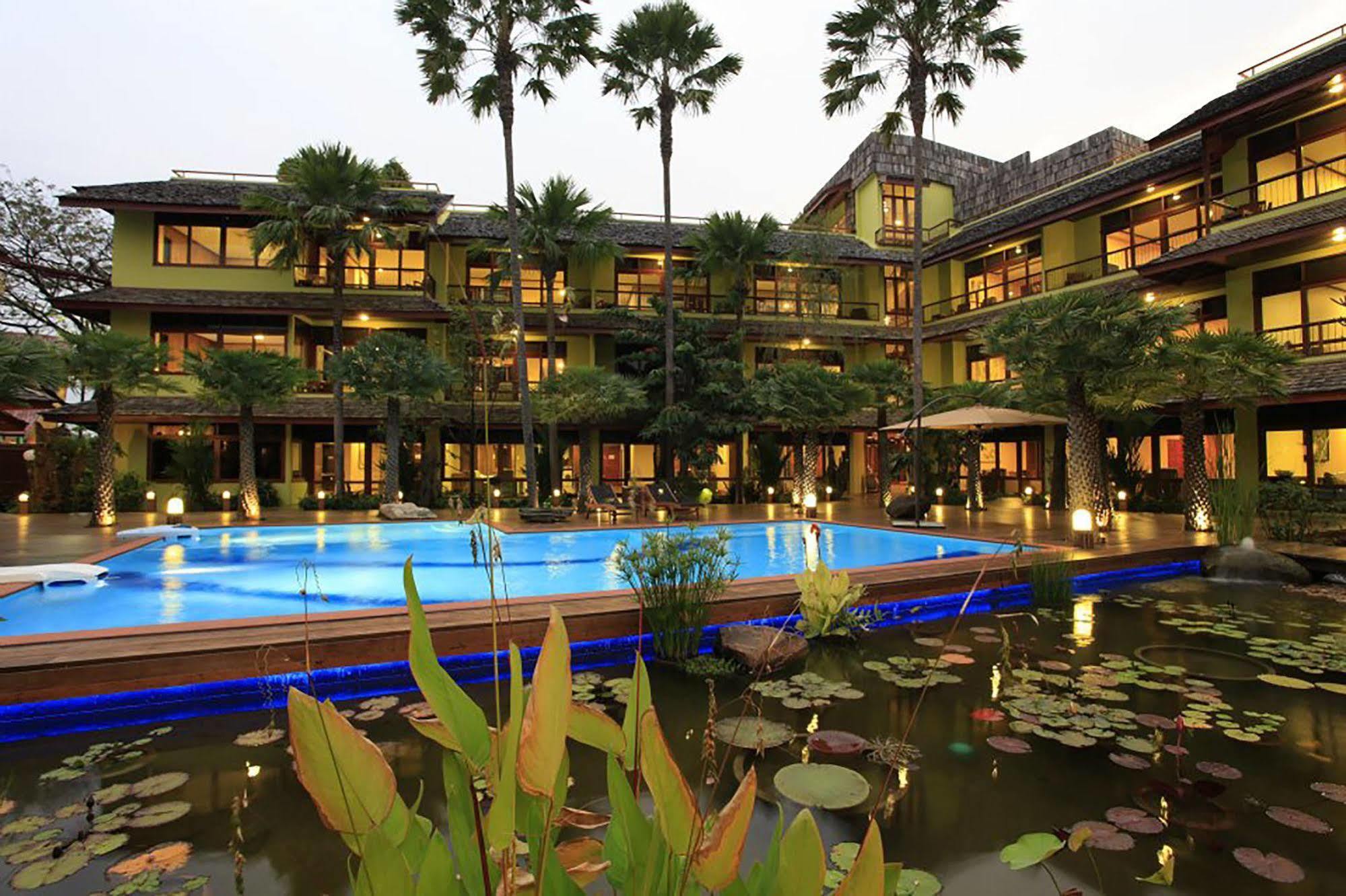 Vc@Suanpaak Boutique Hotel & Service Apartment Čiang Mai Exteriér fotografie